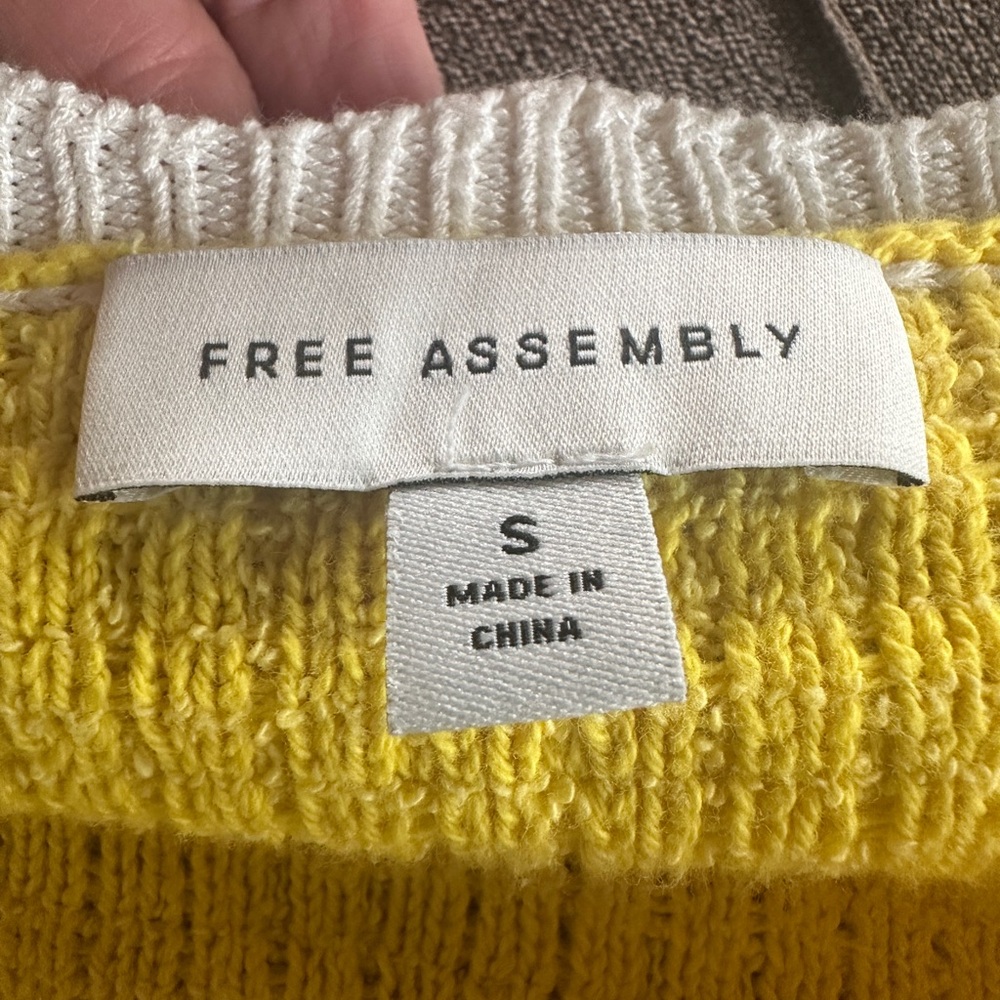 Free Assembly Vibrant Sweater Size S - Picture 7 of 13